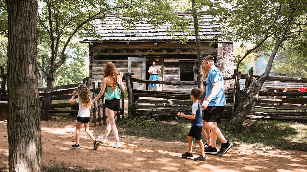 Lincoln-Boyhood-National-Memorial-Living-Historical-Farm-Plan-Trip-1000x560.jpg