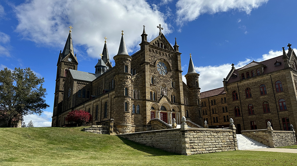 Saint-Meinrad-Archabbey-Fall-1000x560.jpg