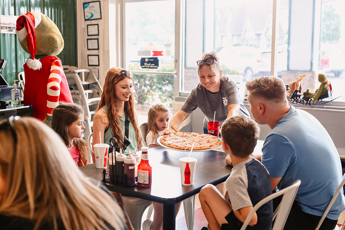 S&S BBQ & Pizzeria in Santa Claus, Indiana