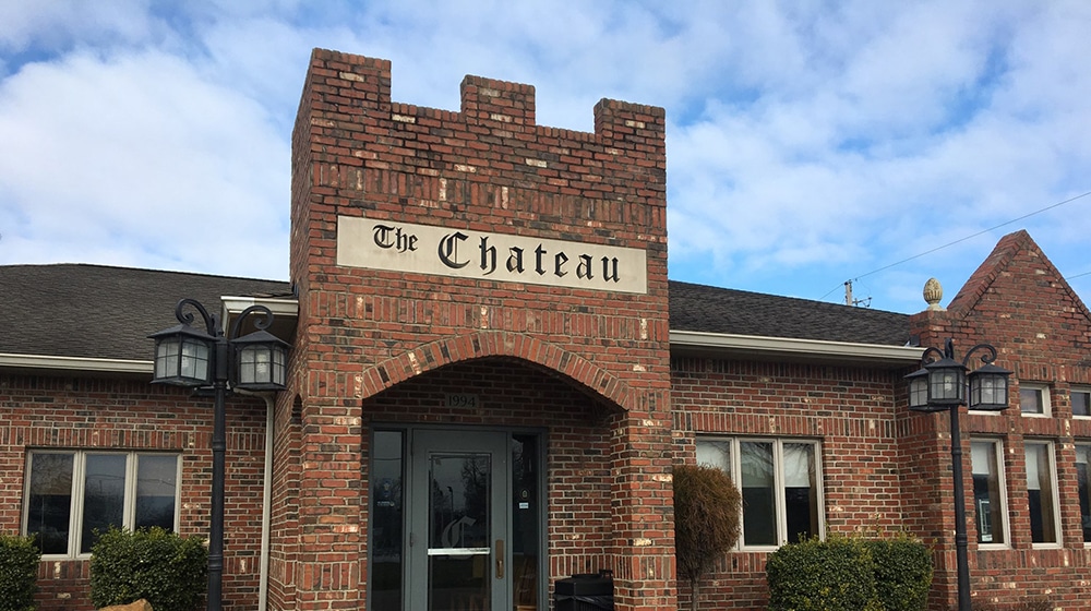 the-chateau-exterior-fall-homepage-2019-2