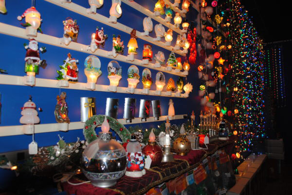 Light Wall Christmas Store
