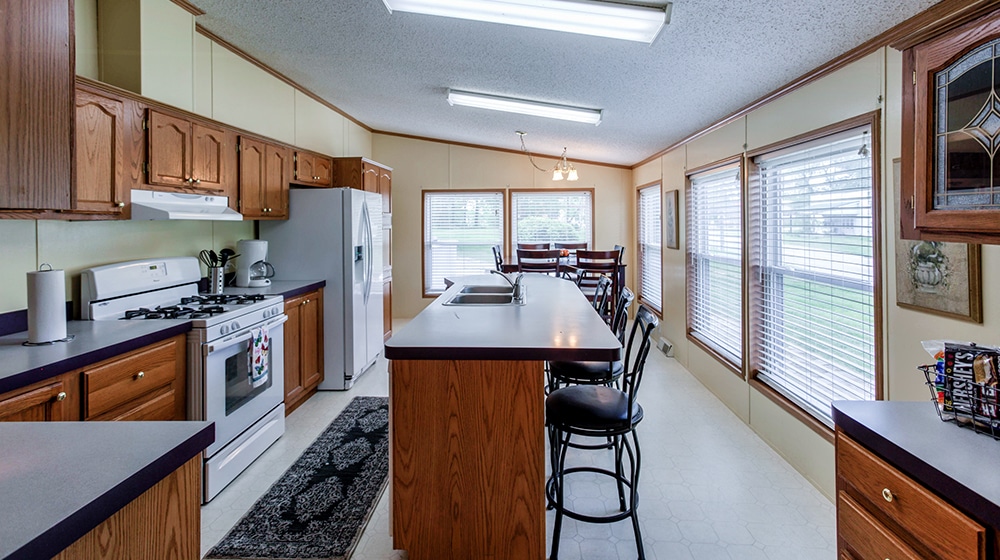 family-oasis-vacation-rental-kitchen